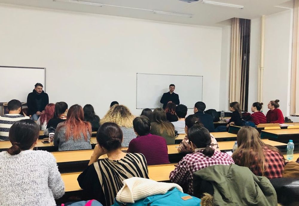 Romania are 16.000 de persoane care traiesc cu HIV. Cazuri noi in Alba.