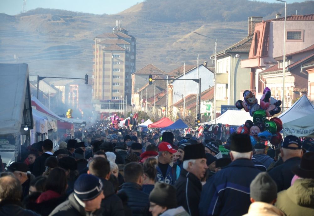 Blaj: Vineri, 6 decembrie, se va desfășura tradiționalul „Târg al căciulilor".