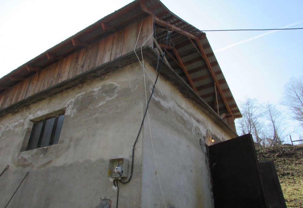 Agentul șef principal din IPJ Alba prins fără asigurări la mașini FURA curent electric. Care a fost uimirea angajaților de la ELECTRICA