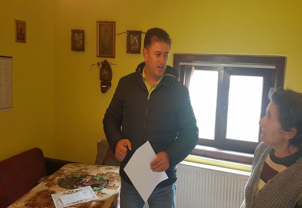 Apelul DISPERAT al unui primar din  Munții Apuseni către Guvernul României. Multe familii cu o situație financiară precară s-au trezit fără mâncarea "cea de toate zilele"!