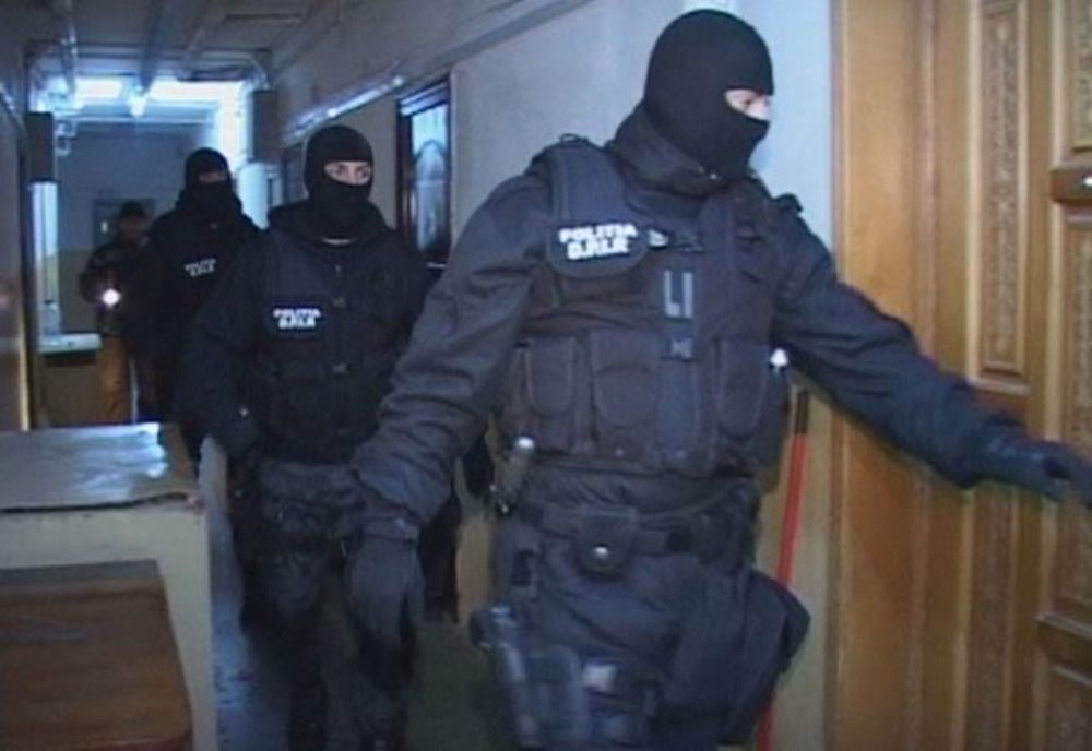 Descinderi la o primărie din județul Alba. Sunt vizate fapte de corupție