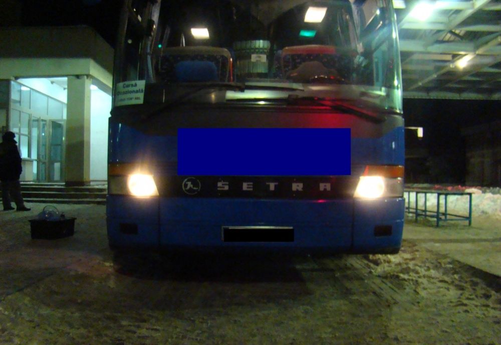 Panică în Alba : Autocar cu elevi și profesori care se întorc din zona Veneto, Italia dați în consemn la frontieră