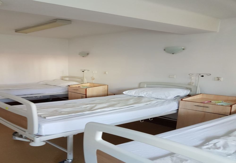 Opt pacienți confirmați cu COVID-19, tratați la SJU Alba Iulia.  