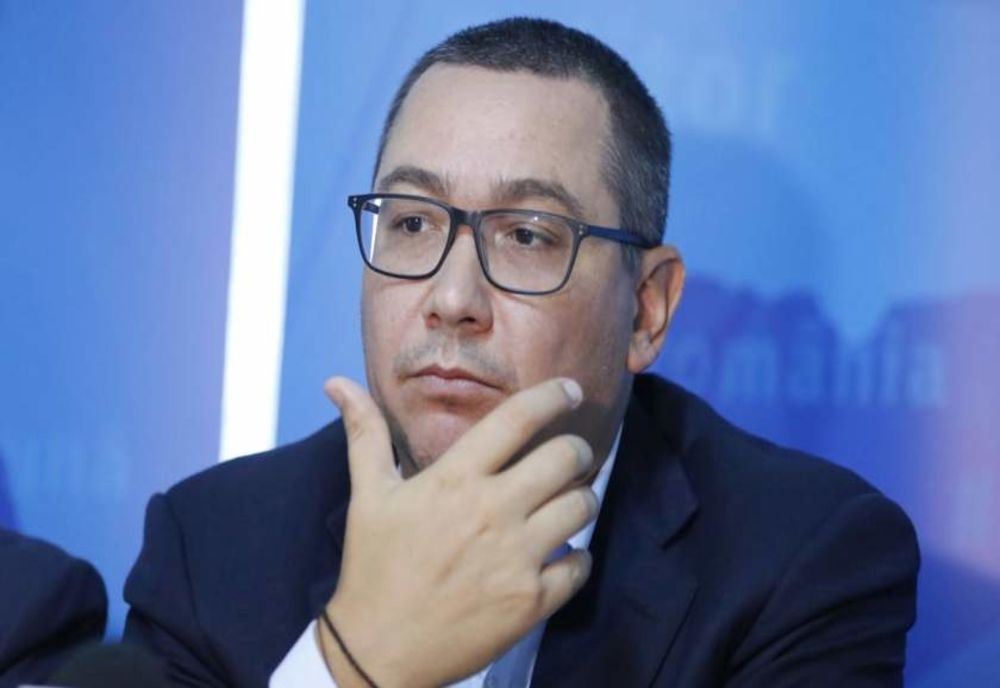 100% TU DECIZI! Victor Ponta, premierul copy-paste la virgulă. Sinuciderea care-i dă fiori