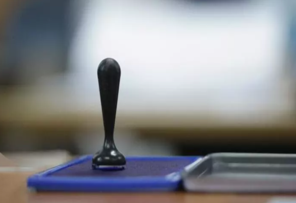 Peste 12 de mii de votanți s-au prezentat la urne până la ora 9.30