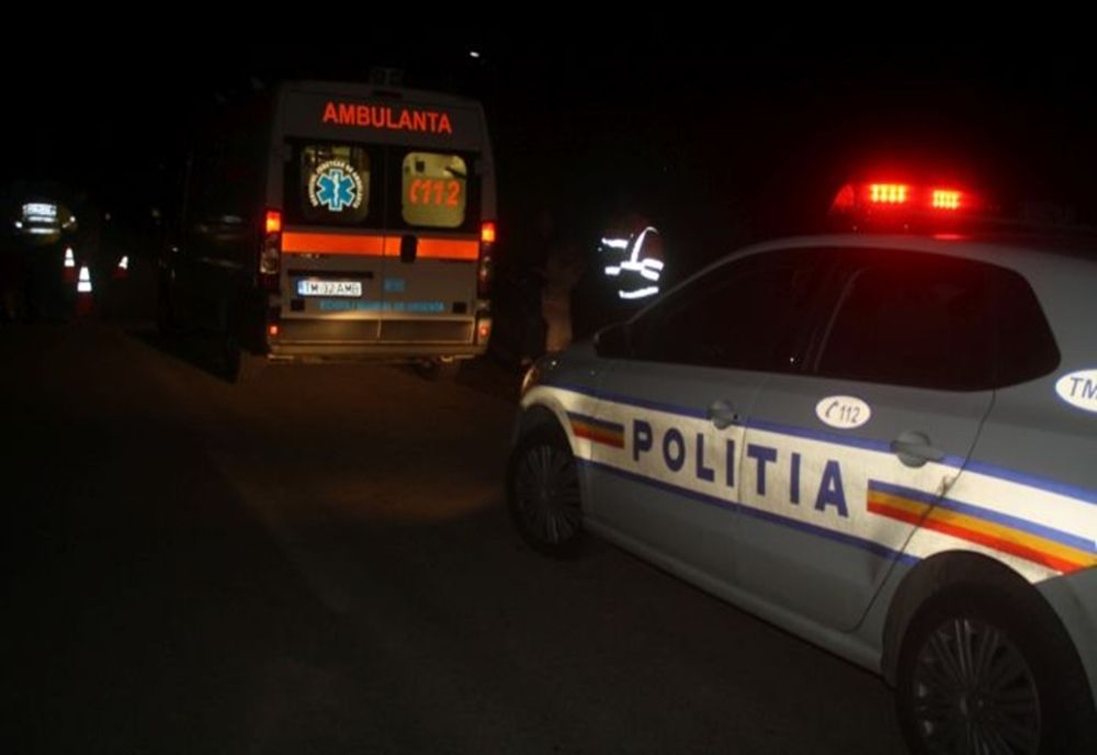 ACCIDENT: Autoturism răsturnat într-o prăpastie! 