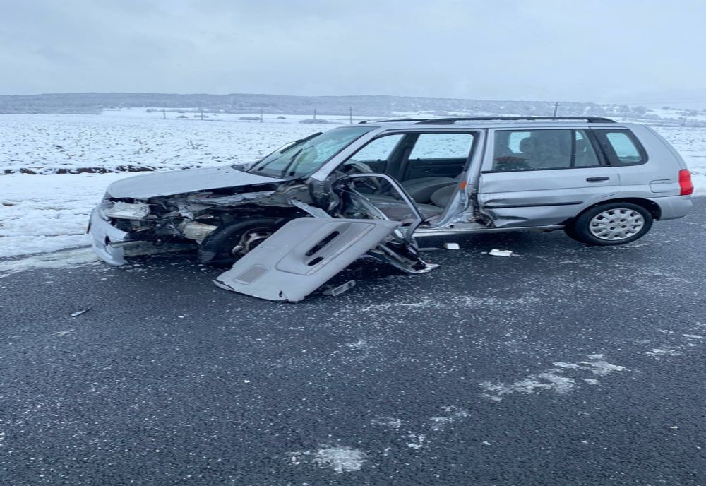 Accident la Vinerea! O femeie a rămas încarcerată!