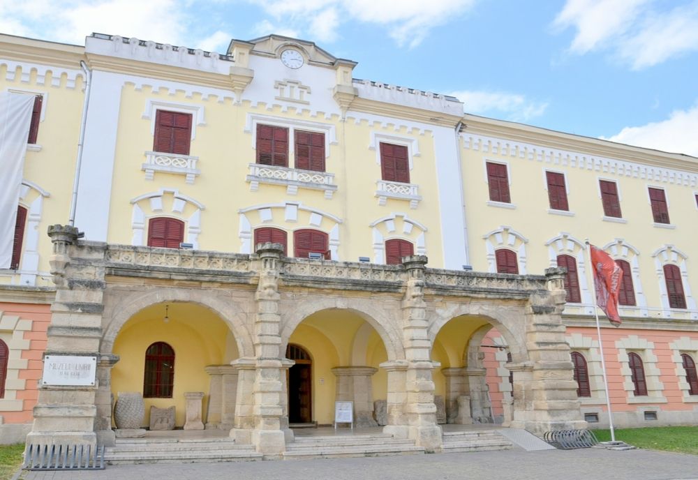 Intrare gratuită la Muzeul Național al Unirii din Alba Iulia pentru copii de 1 Iunie