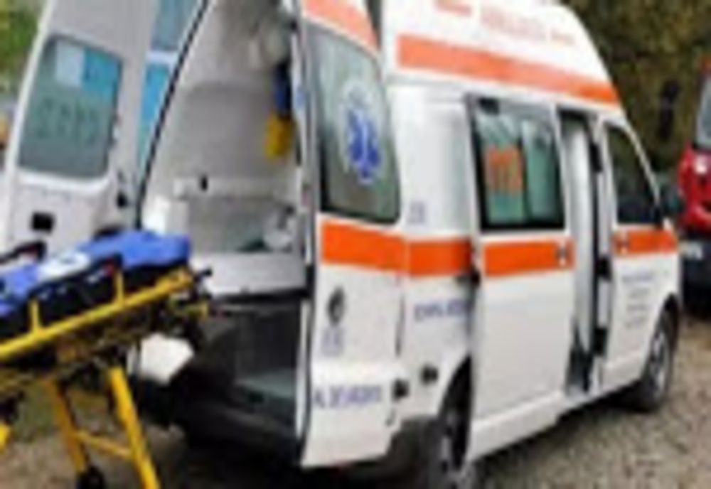 Accident într-o intersecție din Sebeș! O fețiță de 2 ani a ajuns la spital