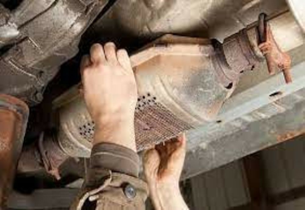 Găsiți de polițiști la mai bine de jumătate de an de când au comis un furt