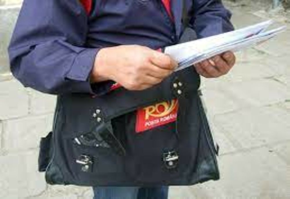 Fostă poștăriță, săltată de polițiști! A furat peste 35.000 de lei din alocații, pensii și indemnizații