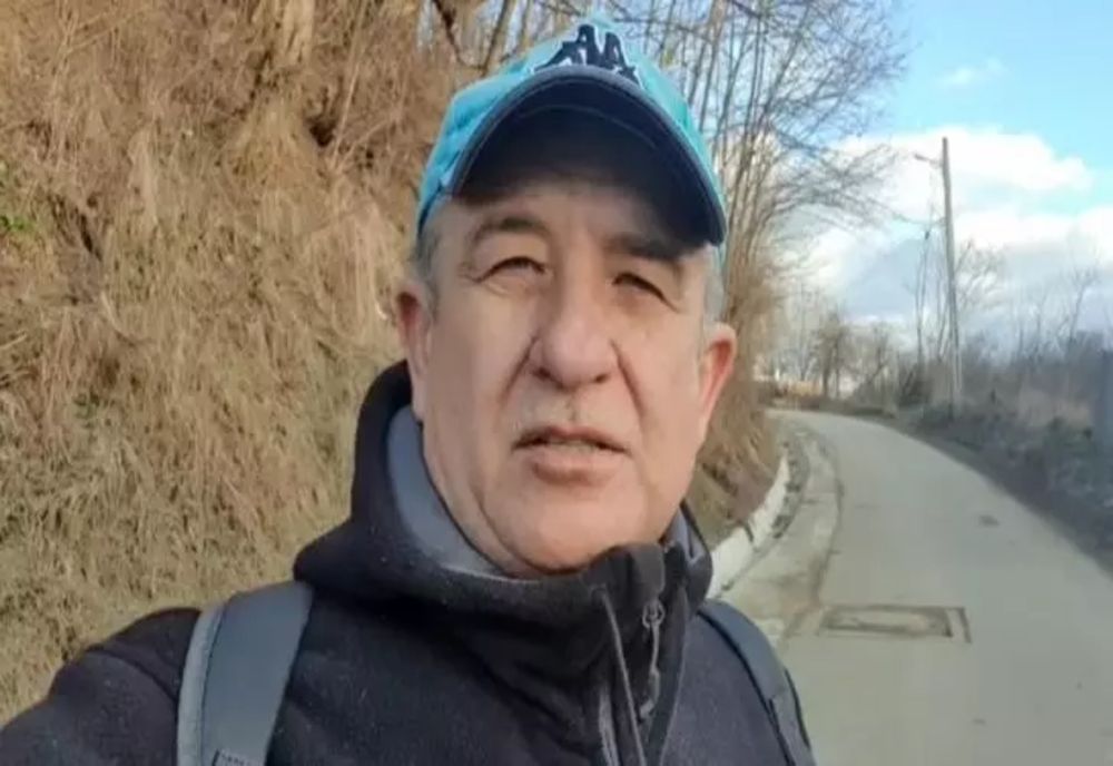 Gestul de lăudat al unui primar din Alba. A mers singur să adune gunoiul din comună