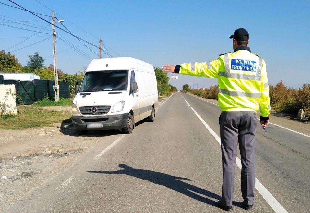 Peste 40 de amenzi și patru certificate reținute miercuri de polițiști