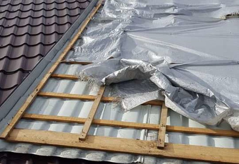 Metoda „acoperișul” face noi victime. Un bătrân de 83 de ani a depus plângere la poliție