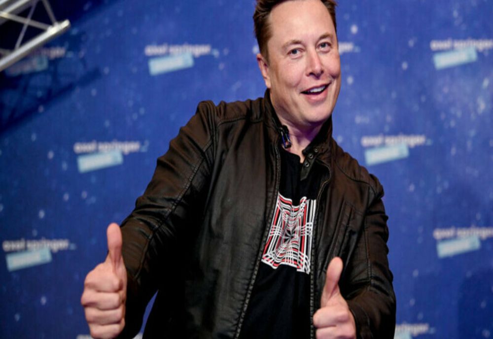 Elon Musk dă afară un sfert din angajați - Decizia care taie în carne vie