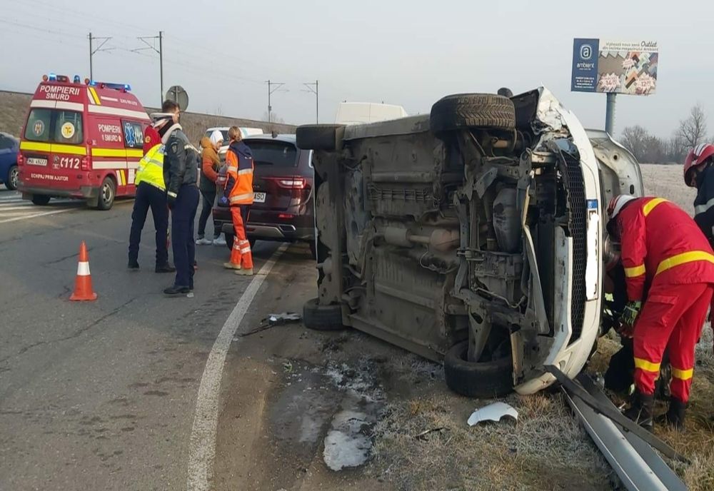 ACCIDENT în Alba Iulia- două persoane au ajuns la spital