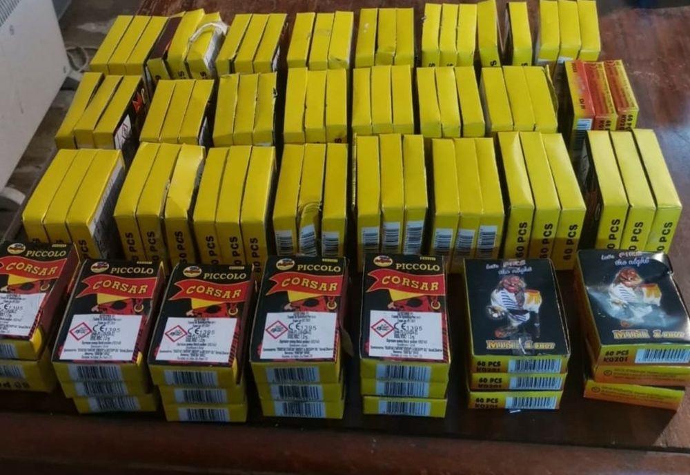Peste două tone de articole pirotehnice ilegale, confiscate în perioada 17- 20 decembrie