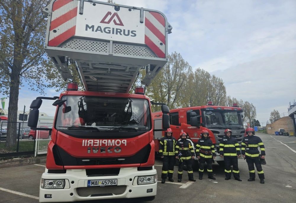 Auspeciale ISU, amplasate la stadionul din Alba Iulia, pentru intervenții rapide