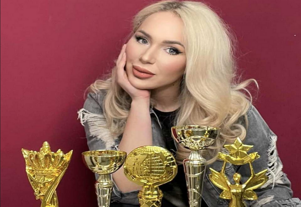 Alba are o campioană mondială la tatuaj cosmetic