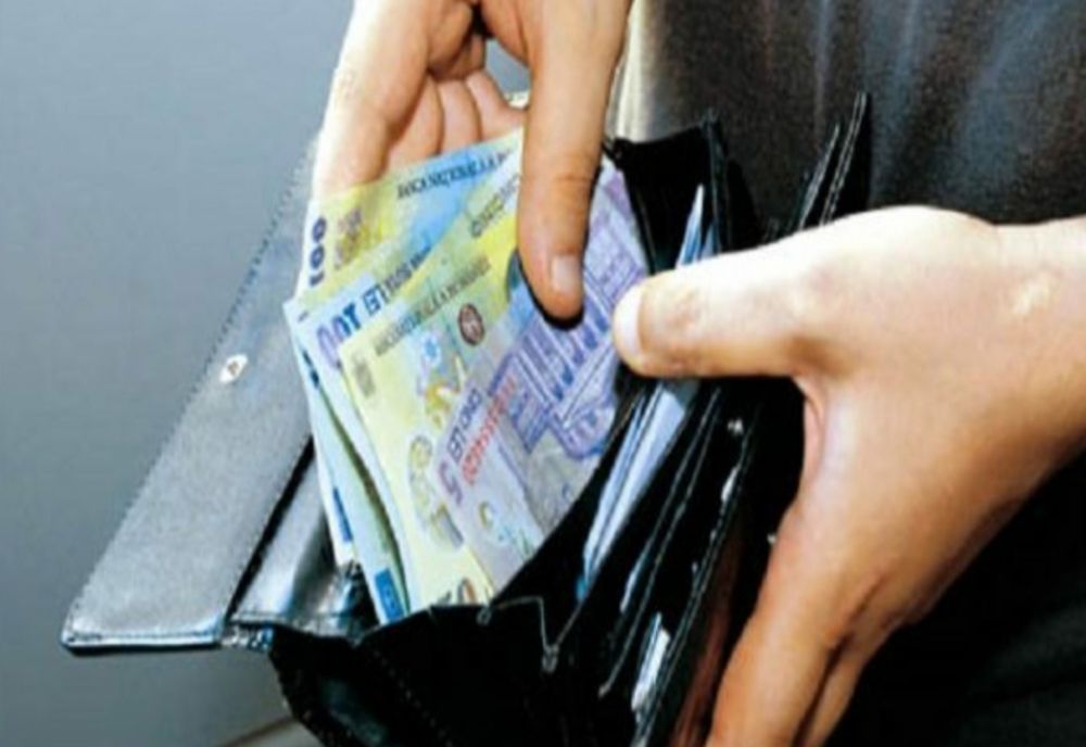 Bărbat din Sebeş prins după ce fura bani din spitalele din Cluj: Ţintele lui erau cadre medicale