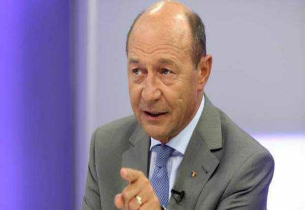 BĂSESCU ÎL FACE PRAF PE TOLONTAN: NU ȚI-E RUȘINE, INTERVENEA KOVESI PENTRU TINE LA PROCURORI - VIDEO 