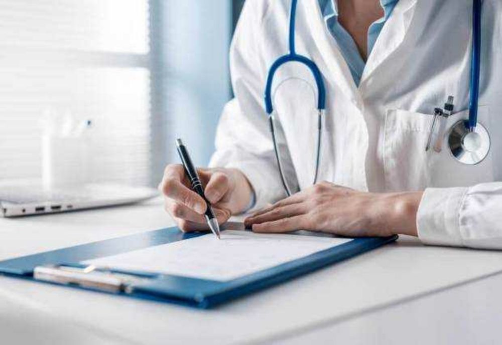 ORDONANȚA PRIVIND MEDICII PENSIONARI, SUSPENDATĂ PÂNĂ LA FINALUL ANULUI