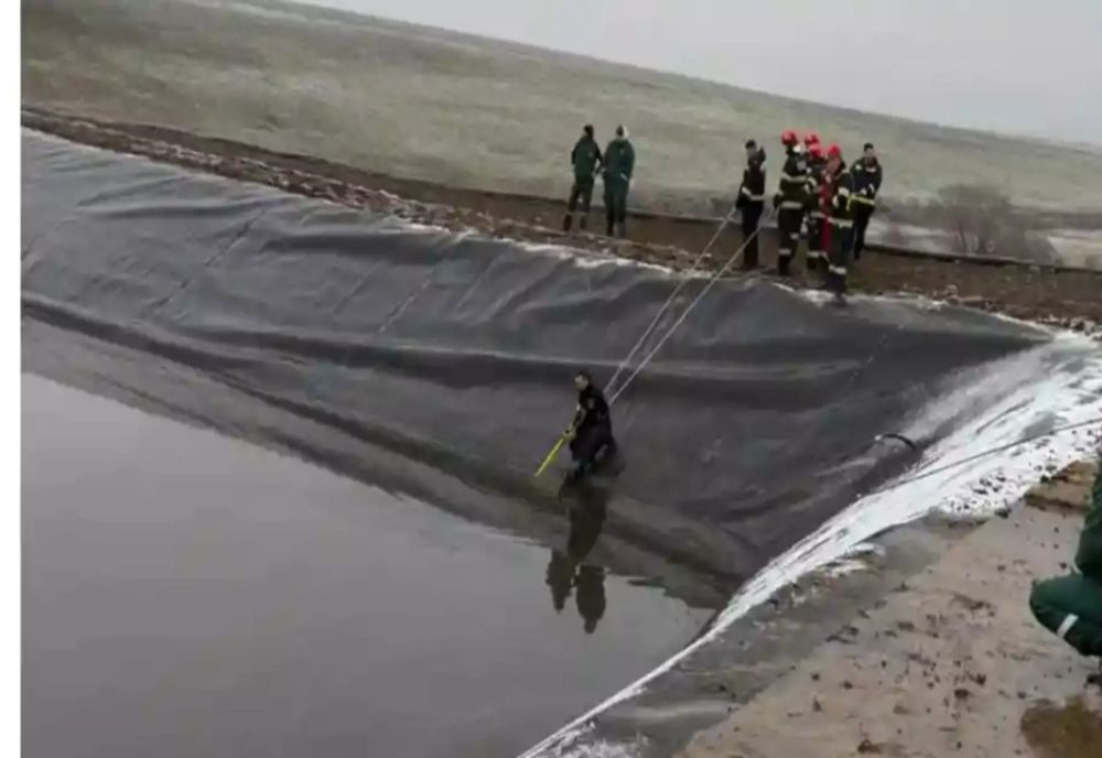 Un bărbat a murit după ce a căzut într-un lac artificial din județul Alba. Medicii nu au mai putut face nimic - VIDEO