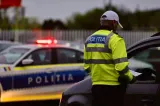 Cursă nebună în Sebeș: Un minor a furat o mașină, a condus beat și s-a oprit într-un gard