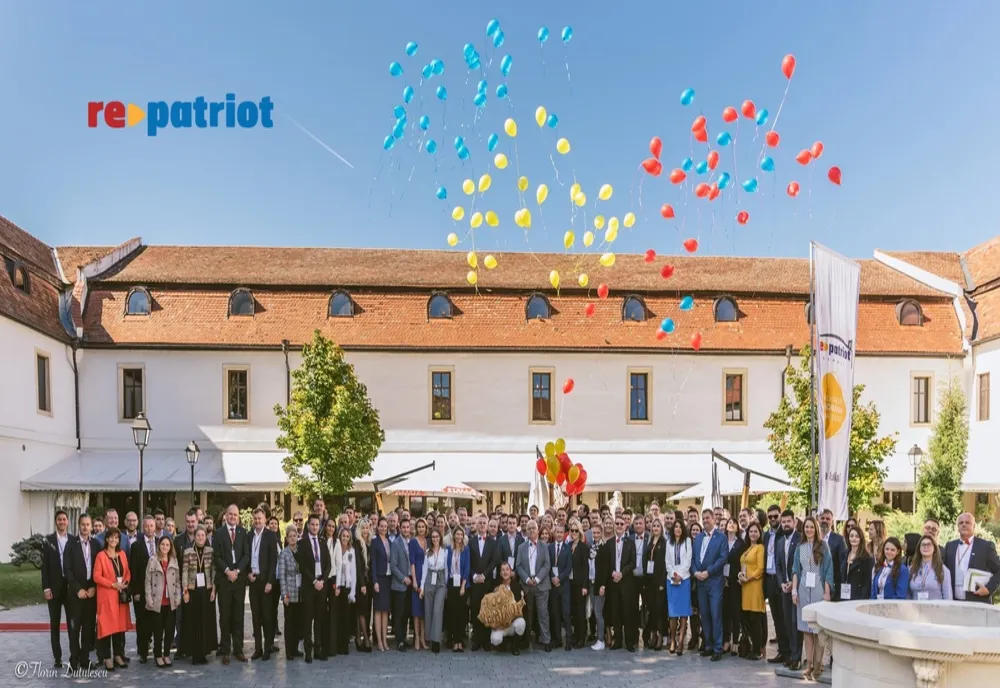 RePatriot : Unirea de astăzi pentru tinerii de mâine 