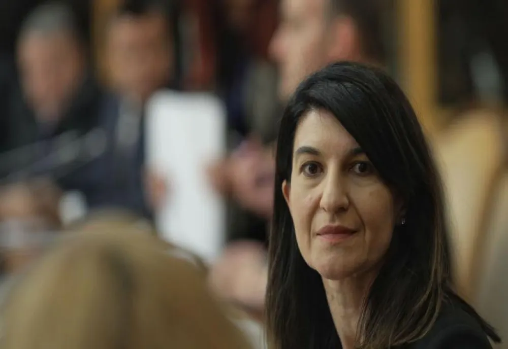 Violeta Alexandru: Nu se taie pensiile şi salariile