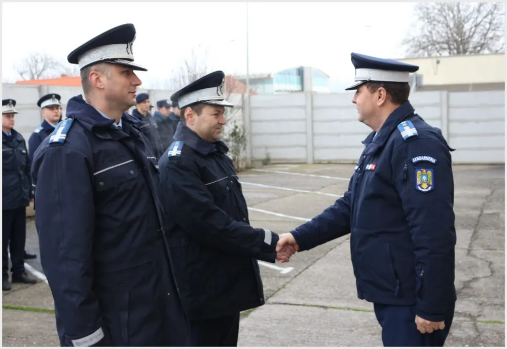 Avansări în grad la și noi colegi pentru jandarmii din Alba