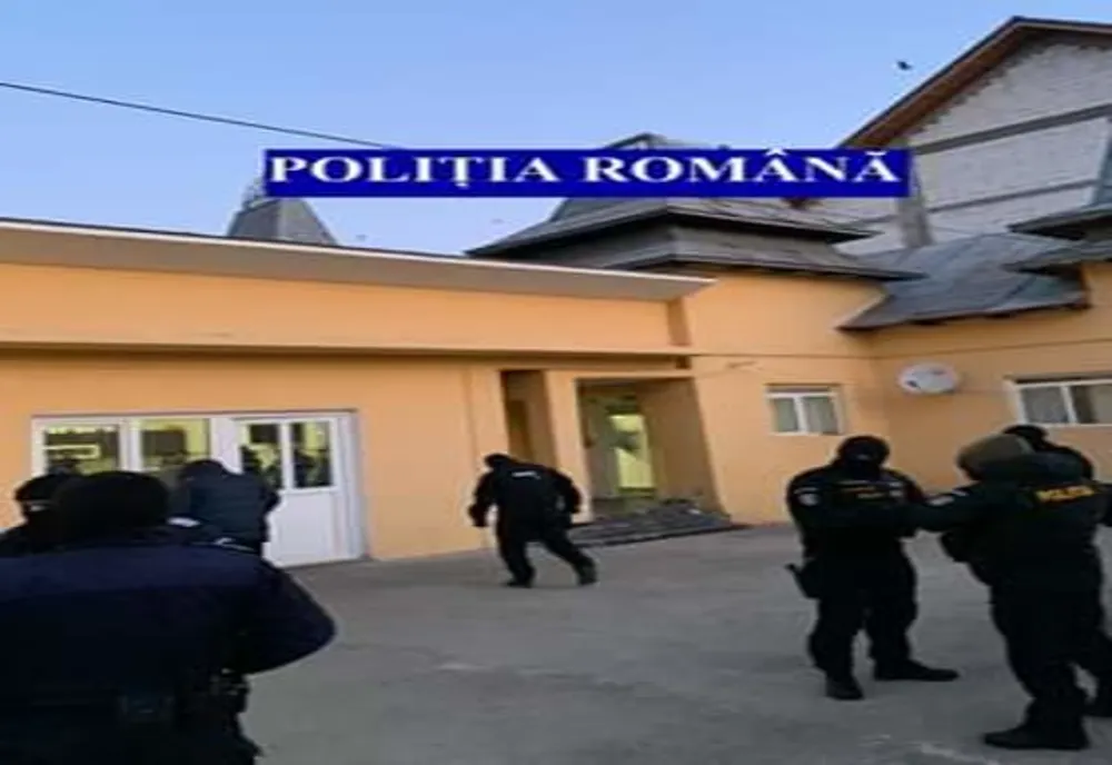 Polițiștii giurgiuveni efectuează percheziții în 25 de județe și în capitală. Sunt vizate infracțiuni de fals și de serviciu