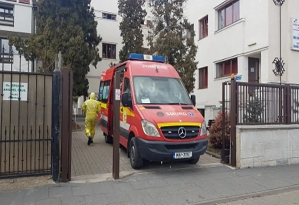 O femeie de 71 de ani, îngrijită în cadrul secției de Boli Infecțioase a Spitalului Județean de Urgență Alba Iulia, s-a vindecat de COVID-19, boală cauzată de infectarea cu noul coronavirus SARS-CoV-2.