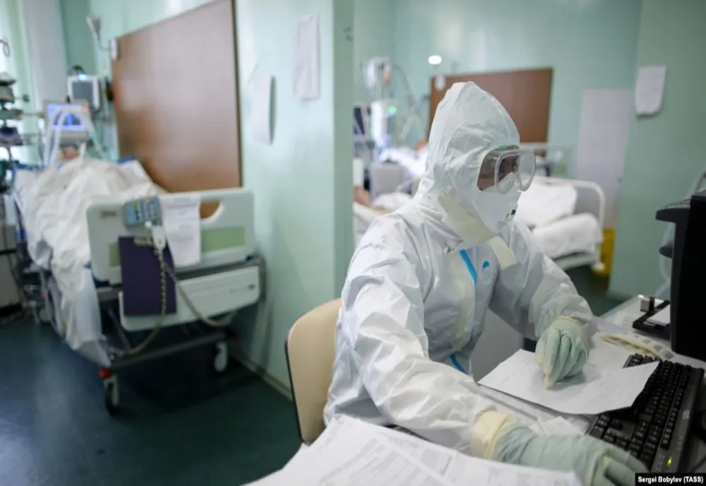 Crucea Roşie a donat două aparate de ventilaţie pulmonară spitalelor din Aiud şi Sebeș