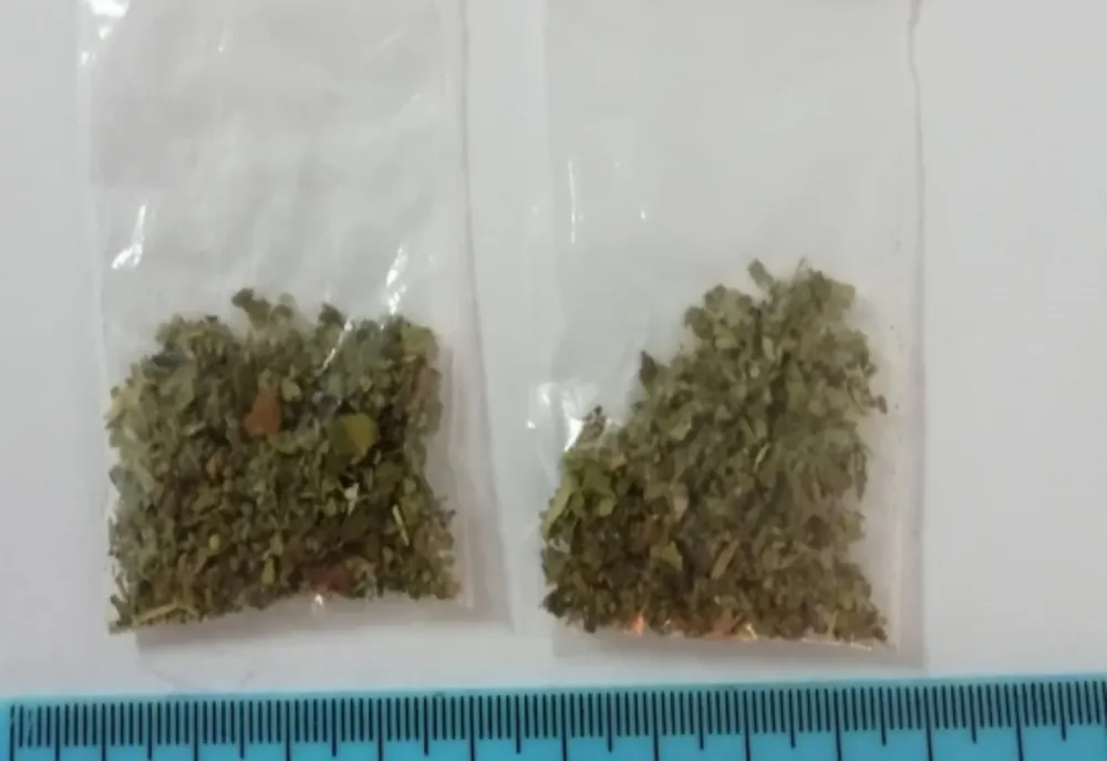 Persoane bănuite de trafic de droguri, depistate de polițiștii Antidrog Alba - Iulia