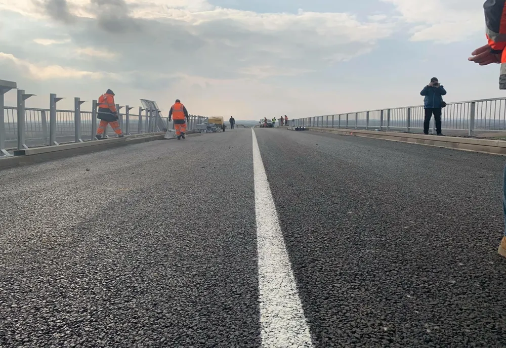 Ministrul Bode a anunțat punerea în folosință a VO Bacău, primii kilometri de autostradă din Moldova, și a lotului 1 al Autostrăzii Sebeș – Turda