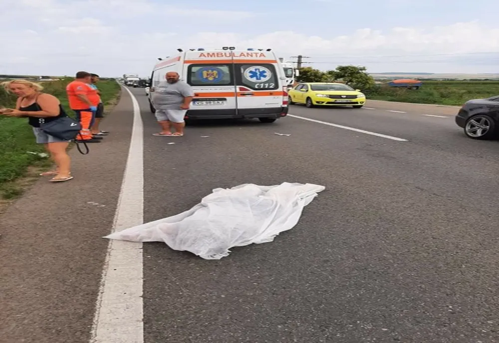 Accident grav în Alba! Un bărbat a fost lovit în plin de un camion