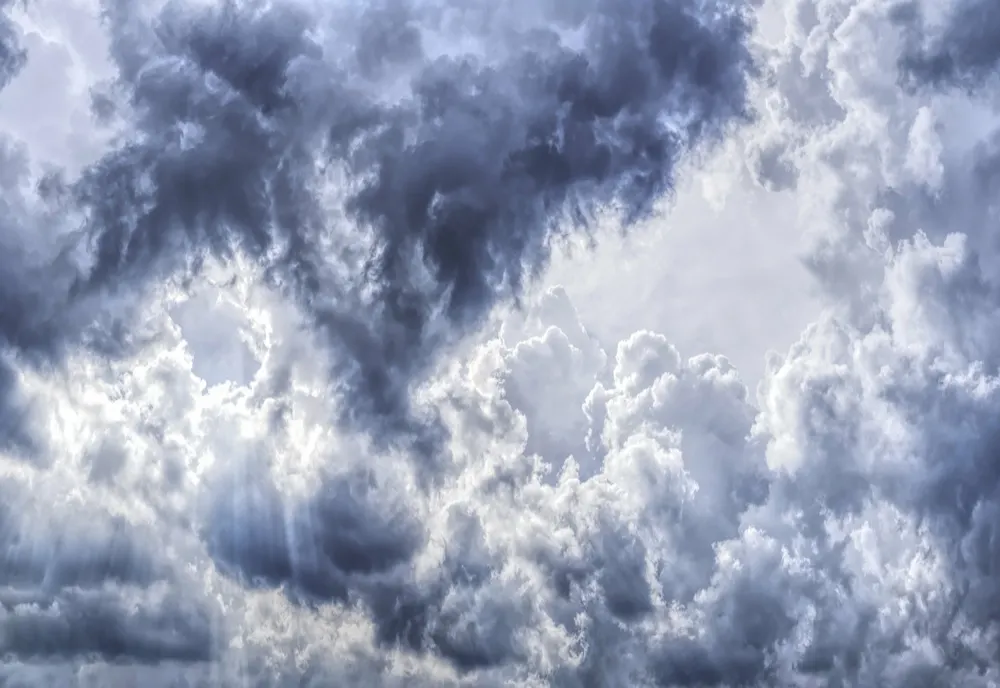 Prognoza meteo 22 octombrie. Temperaturile urcă la 24 de grade - zonele unde revin în forță ploile