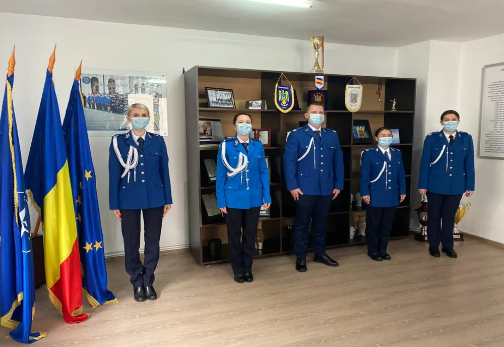Doi ofițeri și trei subofițeri au depus jurământul militar la Jandarmeria Alba