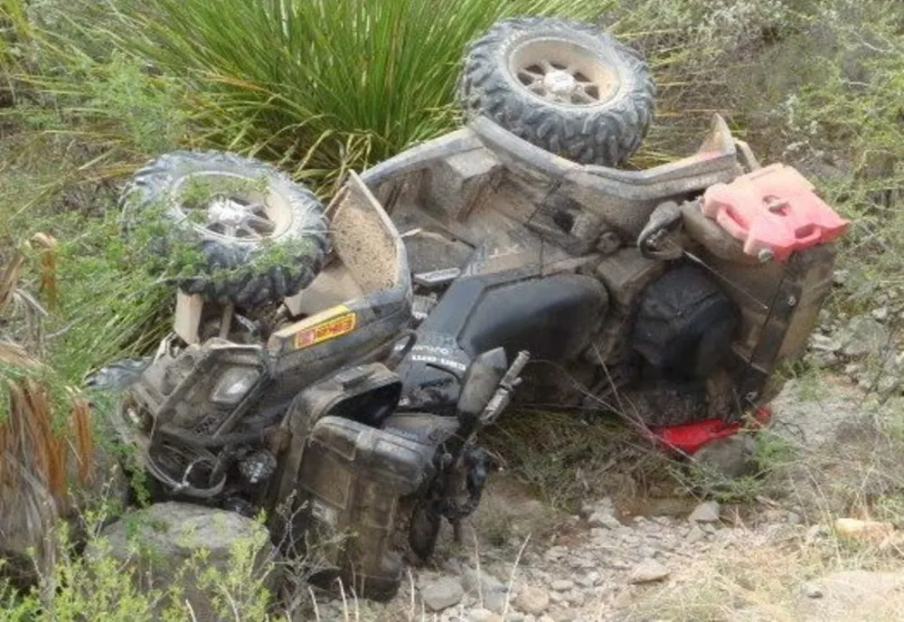 Un tânăr din Oradea s-a răsturnat cu ATV-ul!