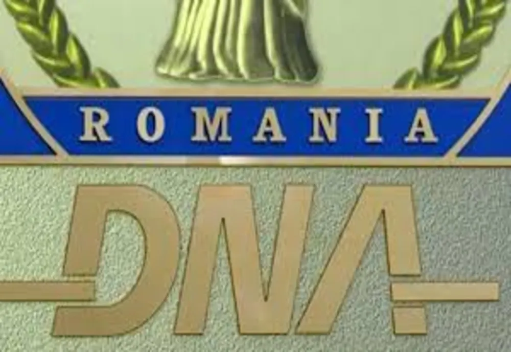 Cutremur în IPJ Alba. Poliţişti suspectaţi că sprijină mafia lemnului