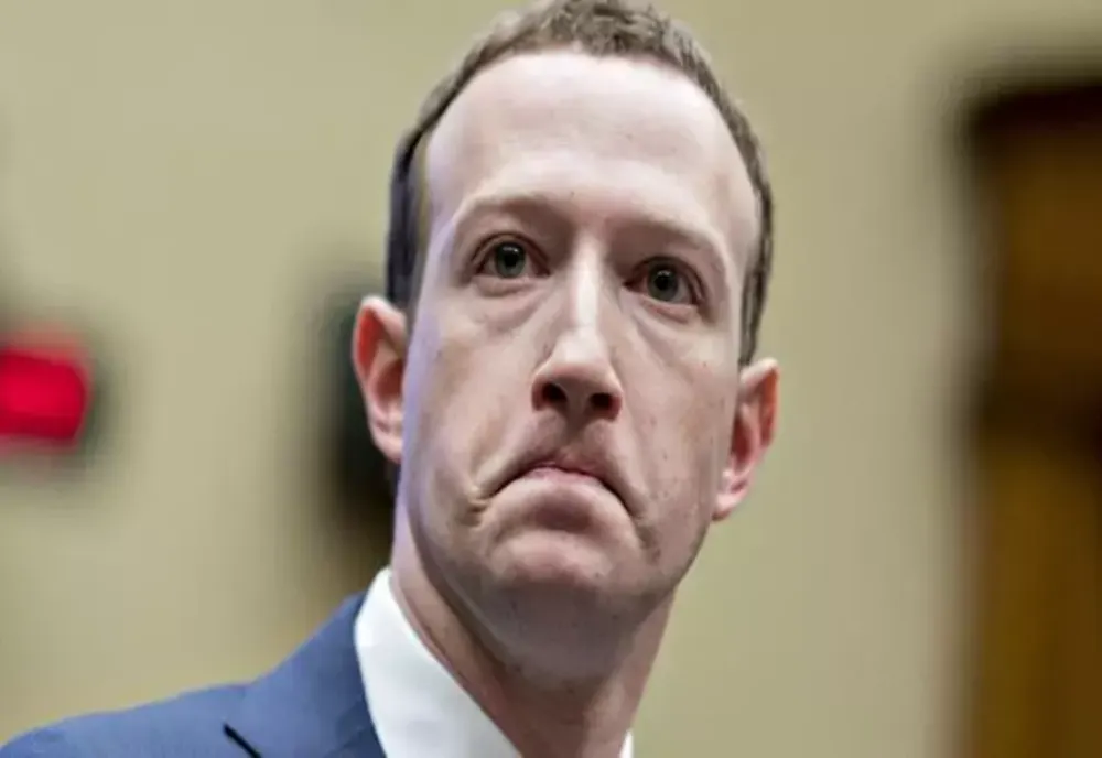 Suma astronomică pe care a pierdut-o, într-un singur an, Mark Zuckerberg. A căzut pe locul 20 în topul miliardarilor lumii