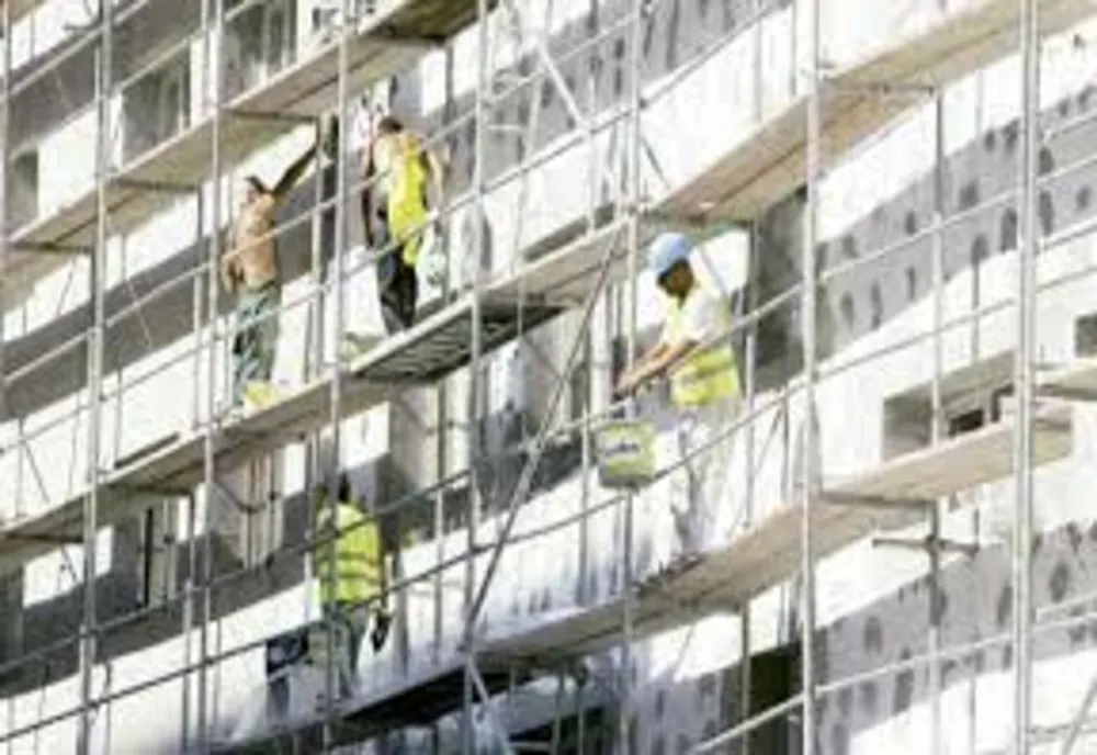 Contracte în valoare de peste 55 milioane lei pentru renovarea și eficientizarea energetică a unor școli, blocuri de locuințe și clădiri publice