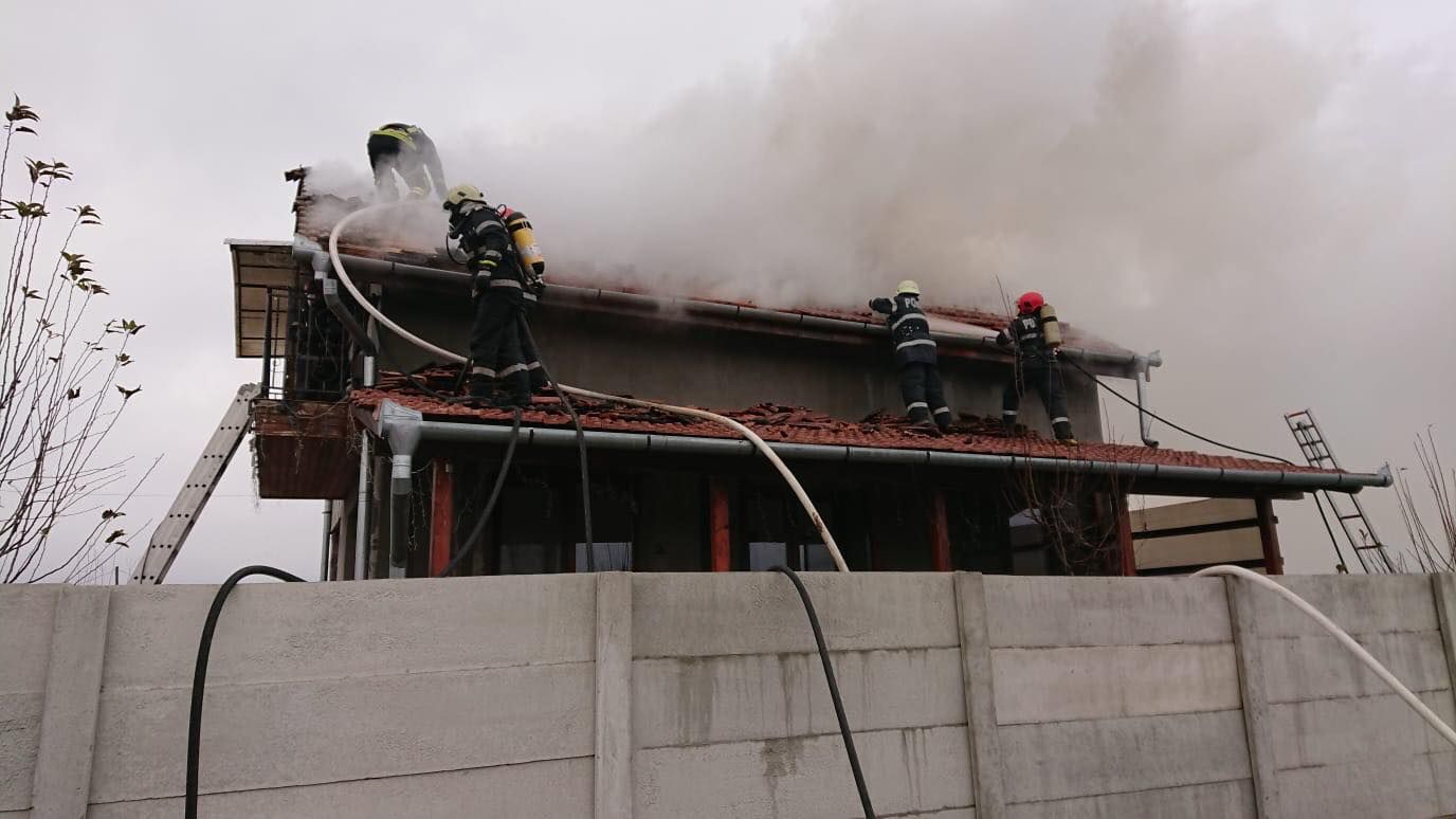 48427732_237872960446295_3765259036535029760_n