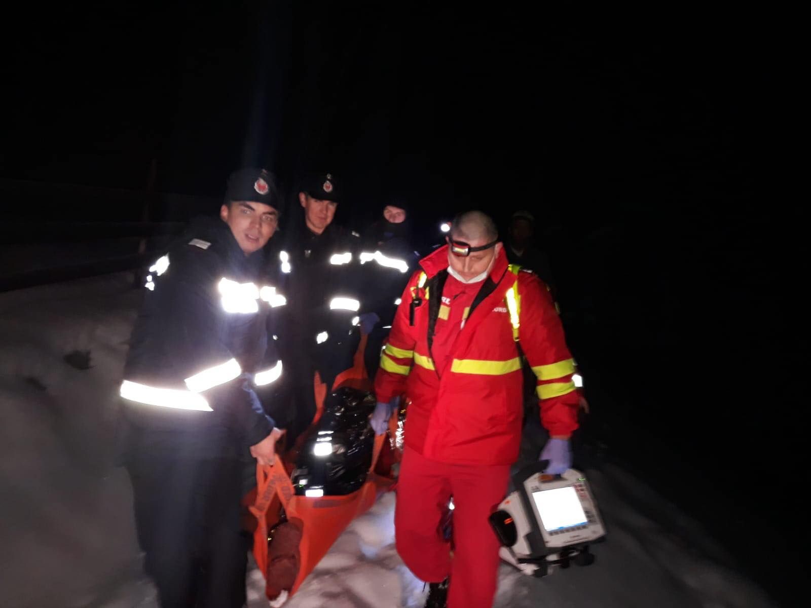 49564055_222261865388019_3129796420110909440_n