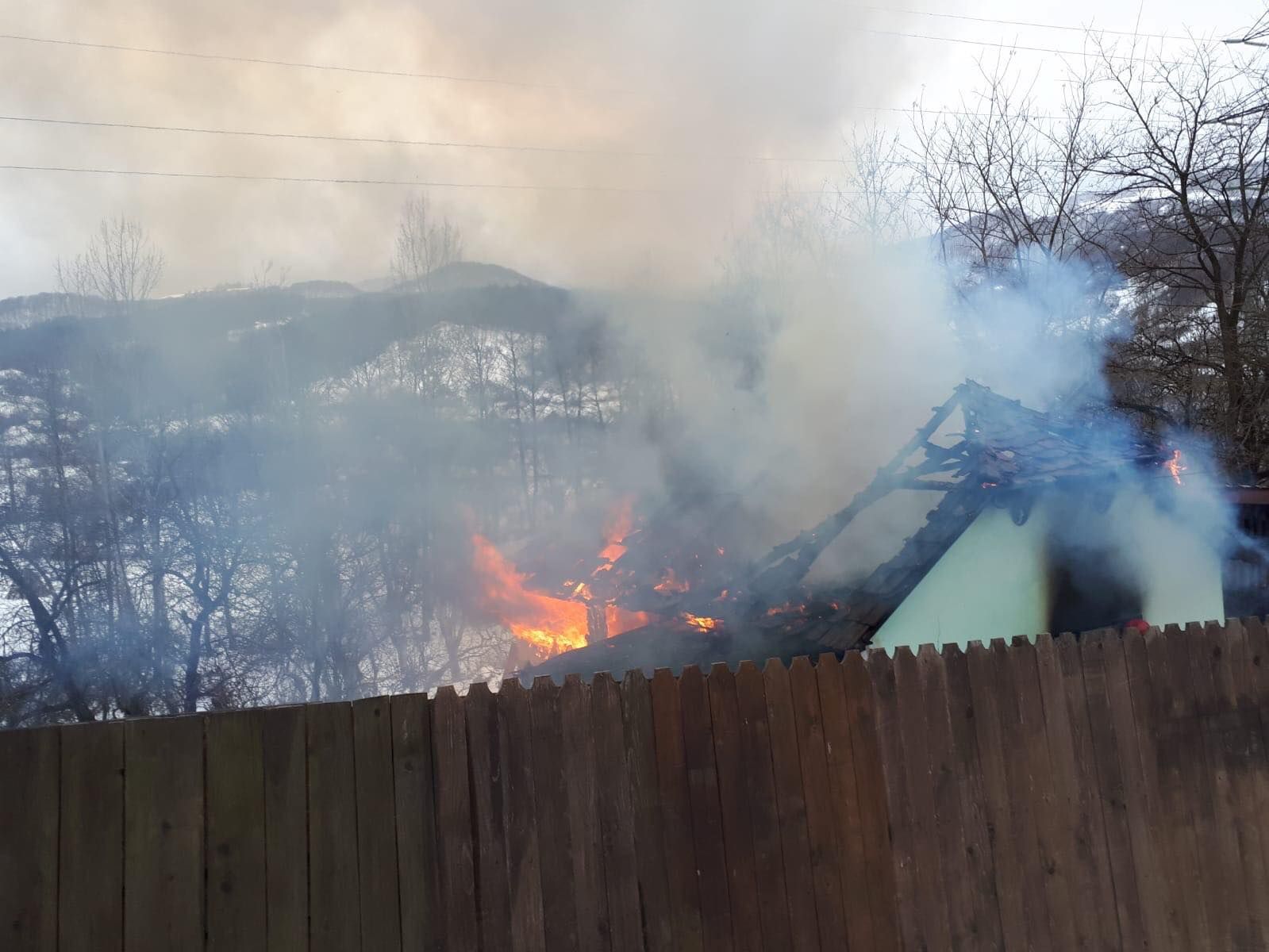 49895286_214985105991307_2379471831137517568_n