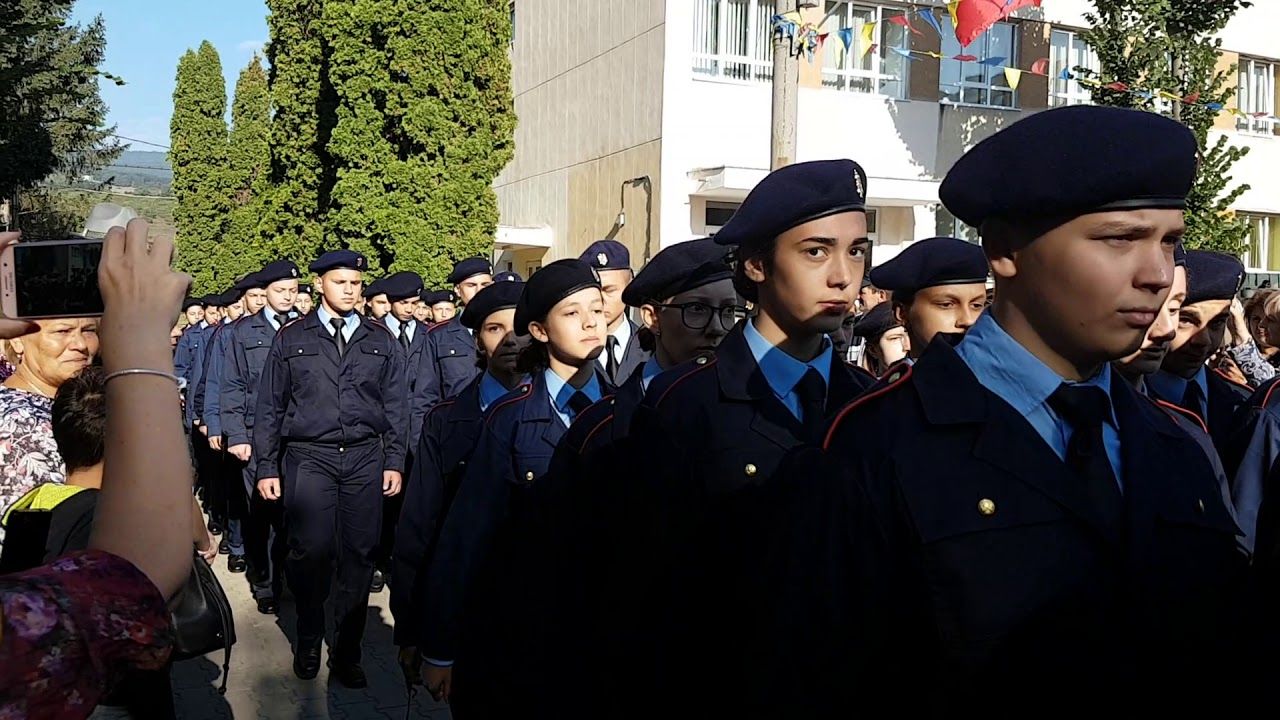 elevi militari - realitatea de alba
