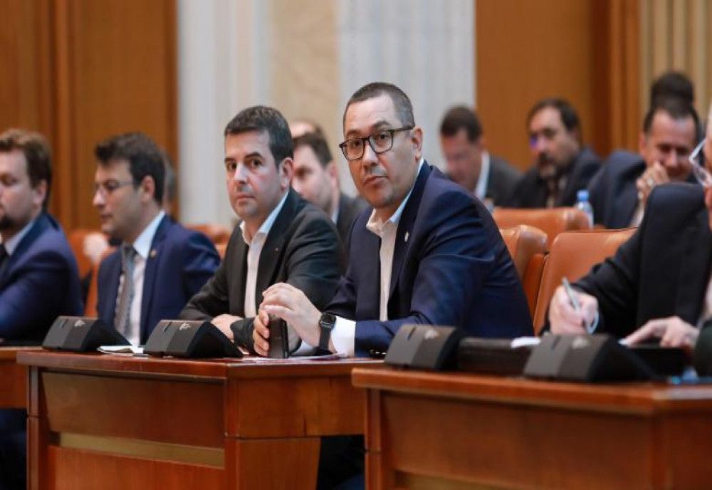  Revoltă în Pro România. Mihai Tudose și Daniel Constantin îi cer lui Ponta să voteze Guvernul Orban 
