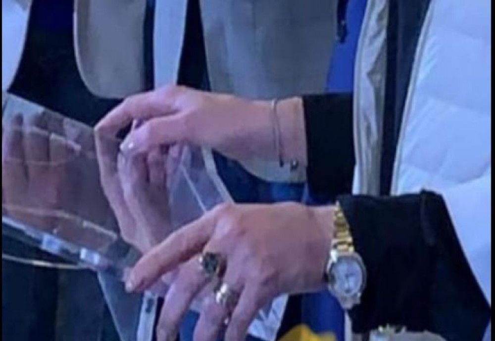  Liderul deputaţilor PNL: Viorica Dăncilă nu a trecut în declaraţia de avere ceasul de aur, echivalentul a 119 pensii 