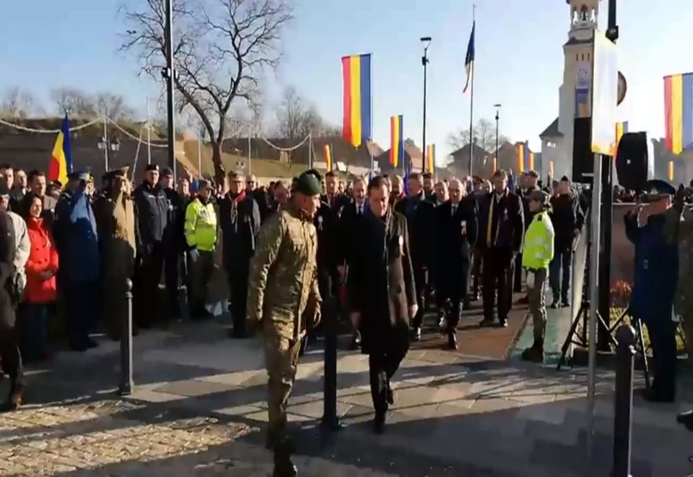 Ludovic Orban - Depunere de coroane de flori la Monumentul Marii Uniri